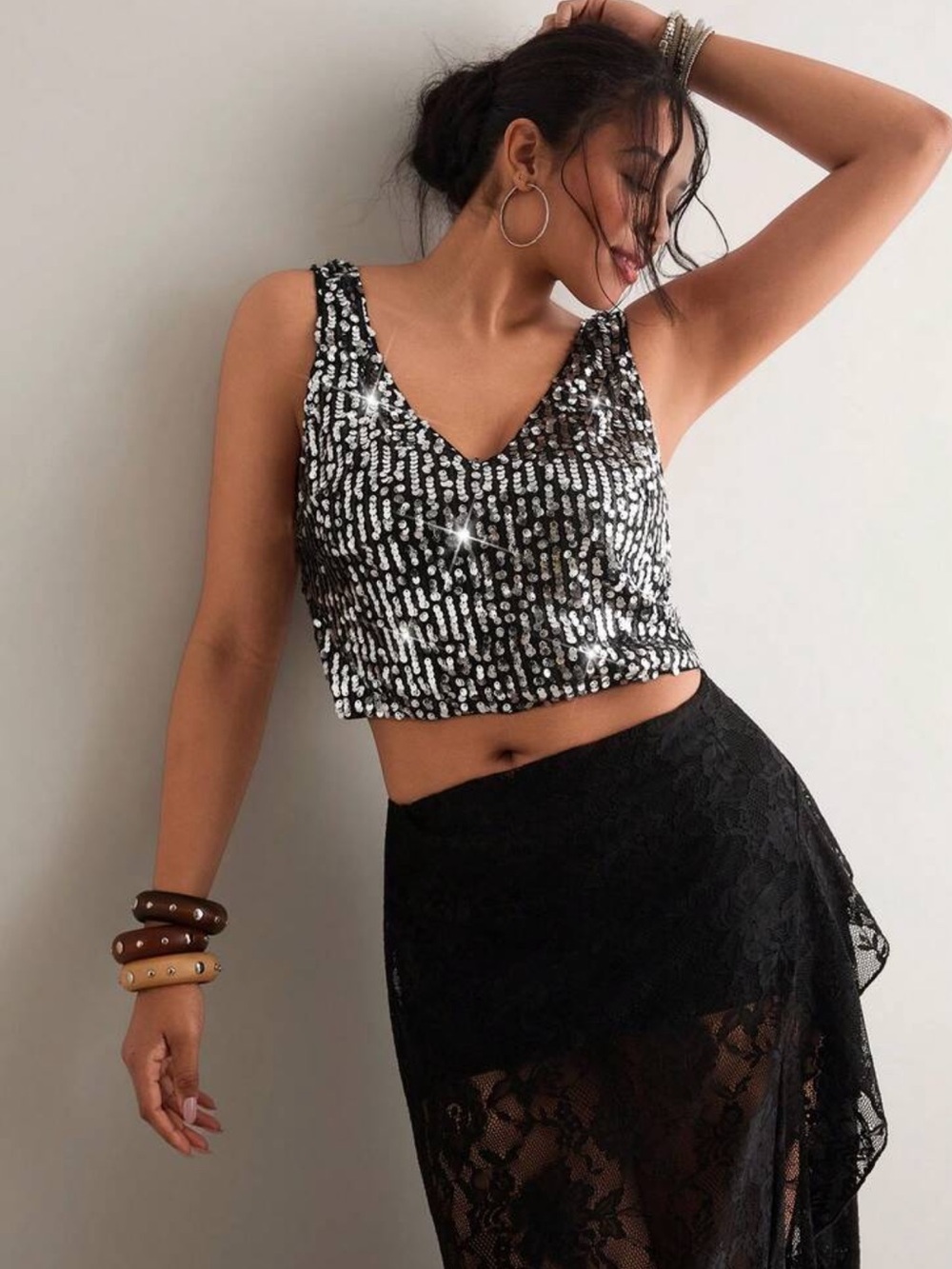 💎 PLUS Sequin Cropped Tank 💎 - Picture 6 of 7